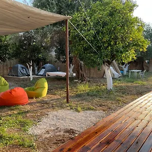 Himara Hostel Albergue